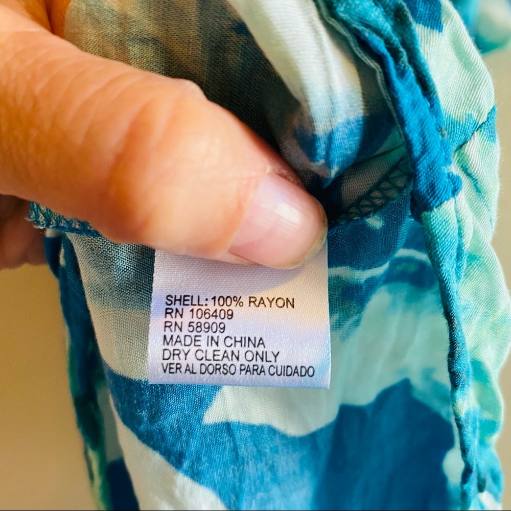 ⭐️ Gianni Bini Amy Palm Print Wrap Dress - Picture 7 of 7